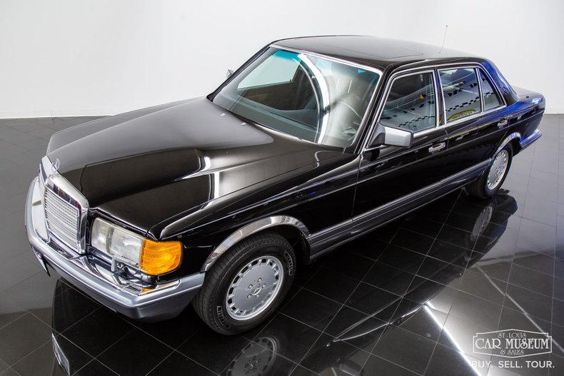 1989 Mercedes Benz 420SEL 35