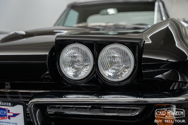 1967 Chevrolet Corvette 30