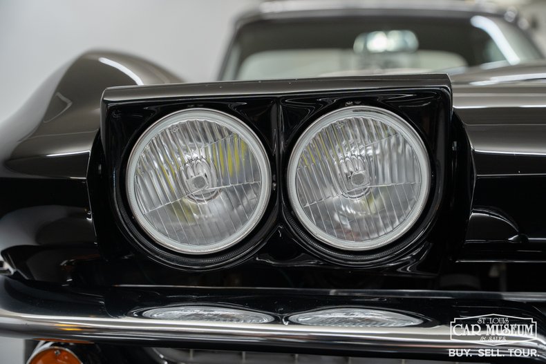 1967 Chevrolet Corvette 35