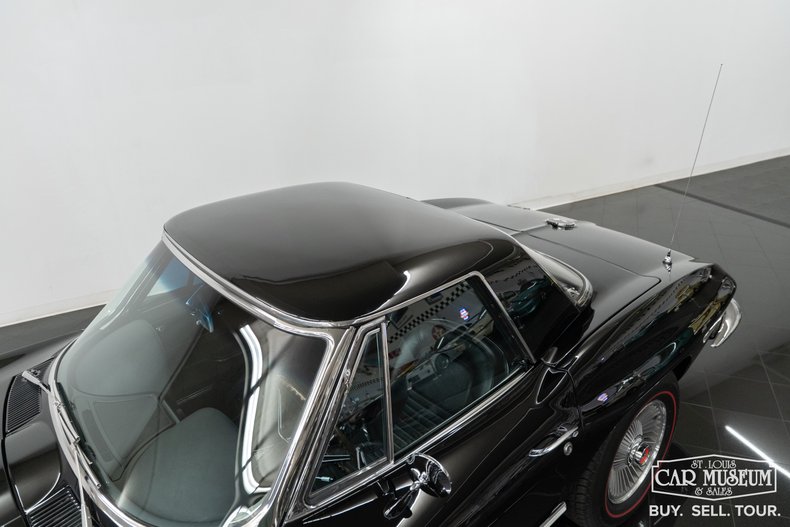 1967 Chevrolet Corvette 36