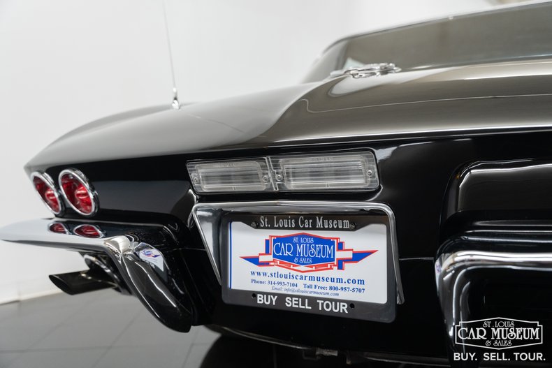 1967 Chevrolet Corvette 105