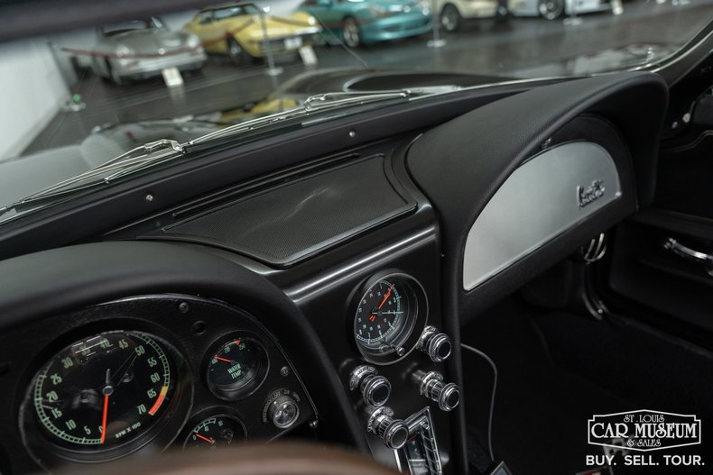 1967 Chevrolet Corvette 185