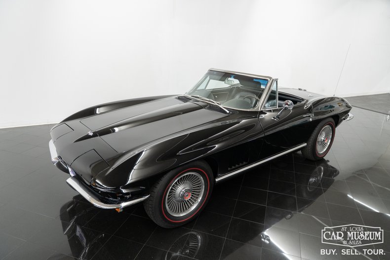 1967 Chevrolet Corvette 221