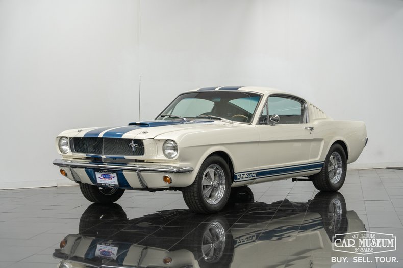 1965 Ford Mustang Fastback 3