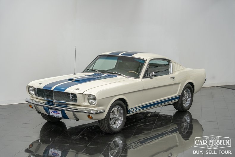 1965 Ford Mustang Fastback 4