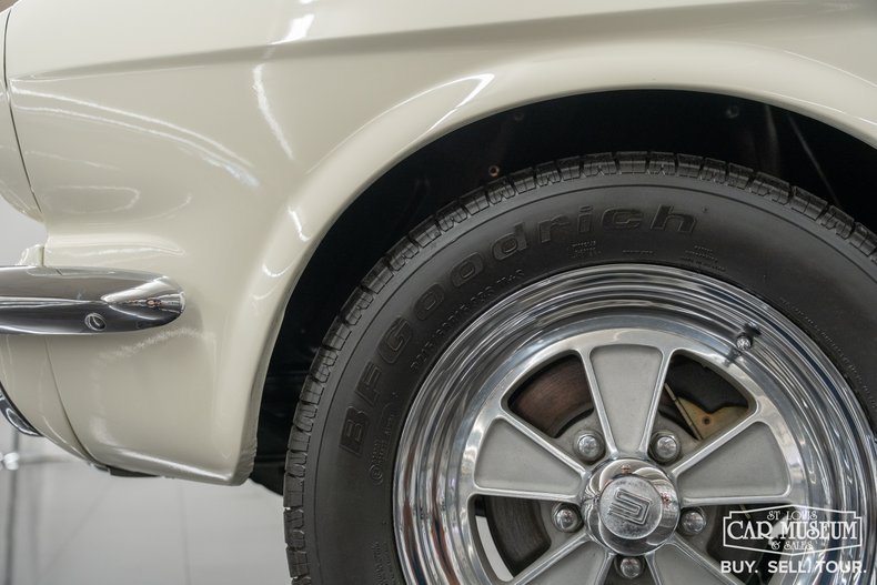 1965 Ford Mustang Fastback 11