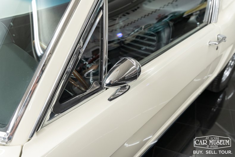 1965 Ford Mustang Fastback 14