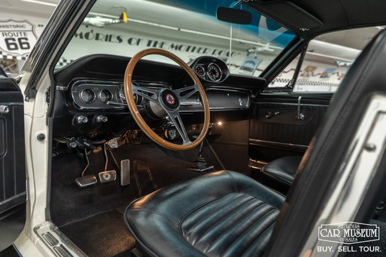 1965 Ford Mustang Fastback 184