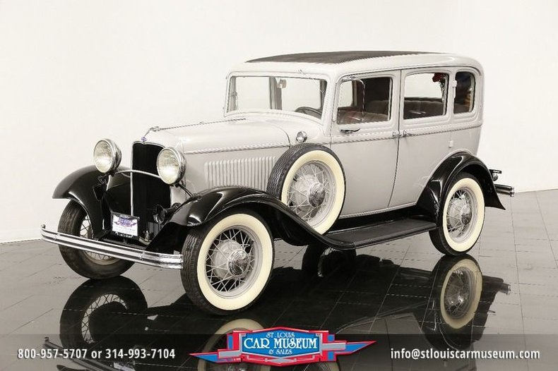1932 Ford Model B Deluxe 4 Door Sedan