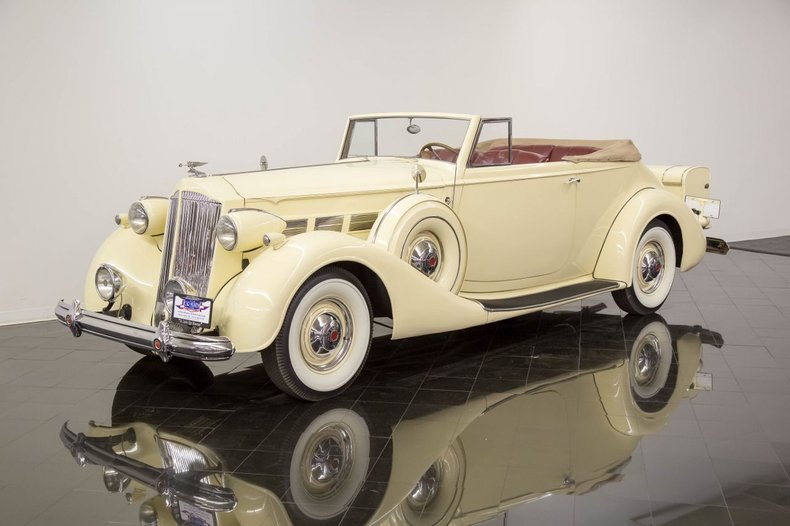 1937 Packard Super Eight 1501 Victoria