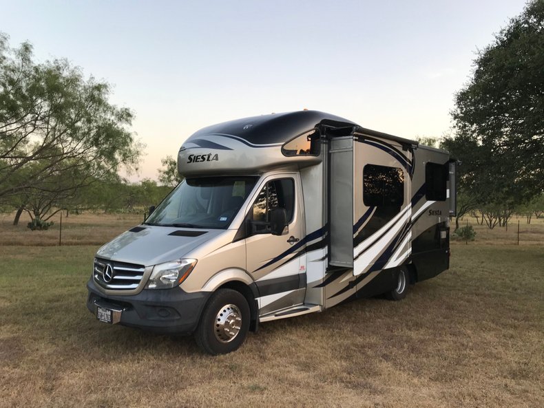 2015 Mercedes-Benz Sprinter Chassis-Cabs