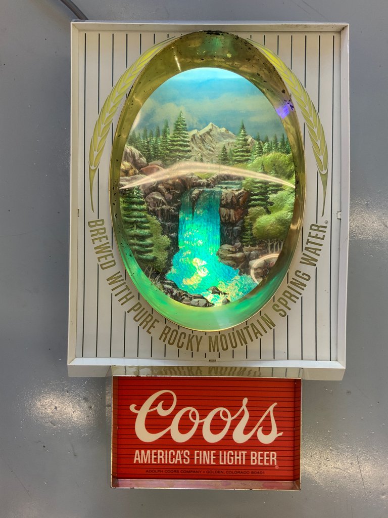 Coors Water Fall Beer Light