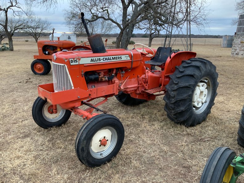Allis Chambers tractor yard art NON-RUNNING | Street Dreams