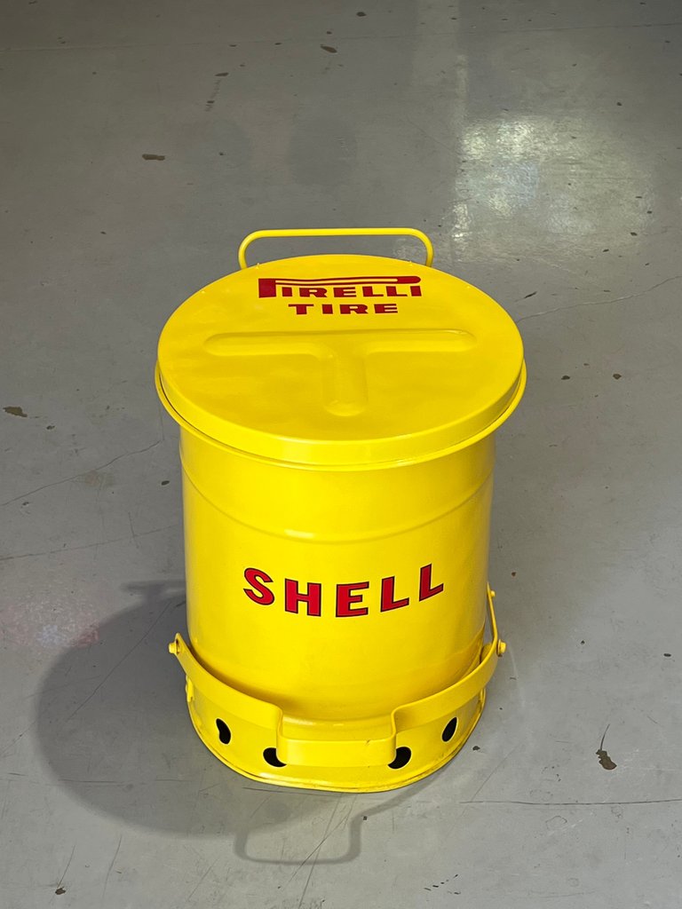Restored Shell / Pirelli rag can