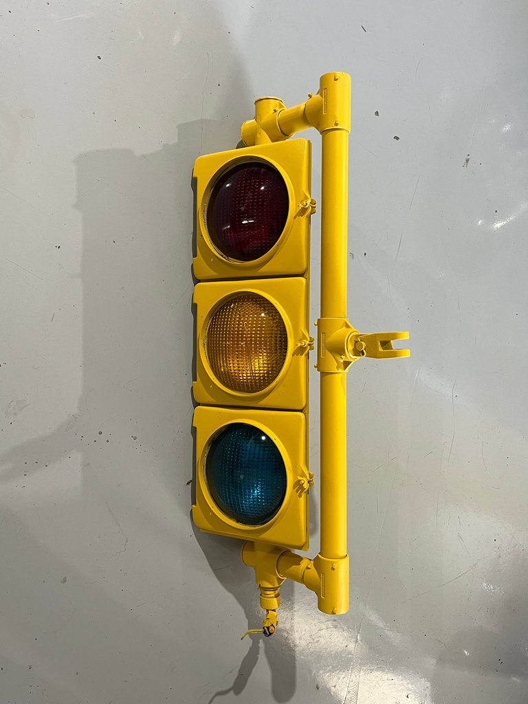 Authentic original traffic light