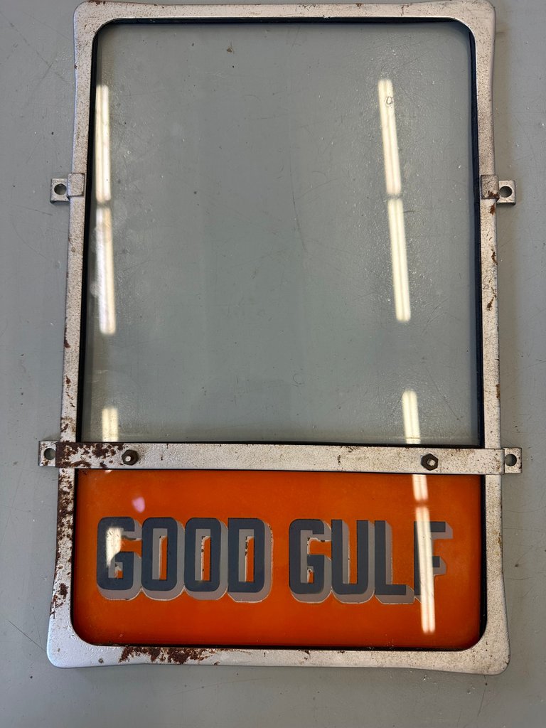 Bennett 766 Gas Pump "Good Gulf" Glass Frame Assembly