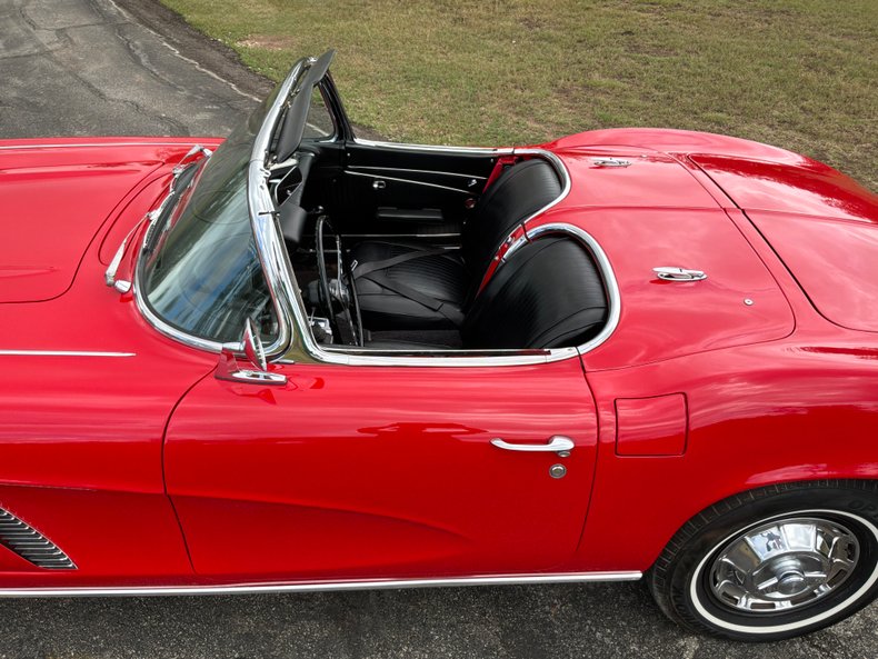 1962 Chevrolet Corvette 31