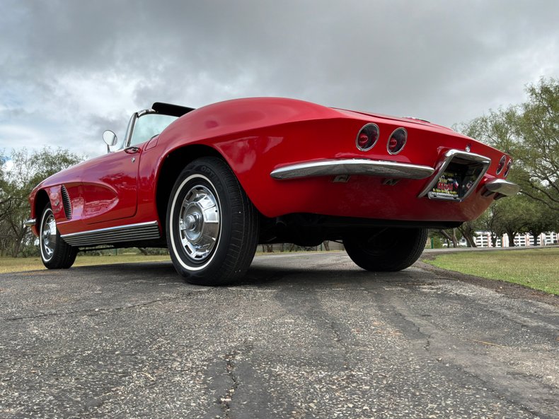 1962 Chevrolet Corvette 33