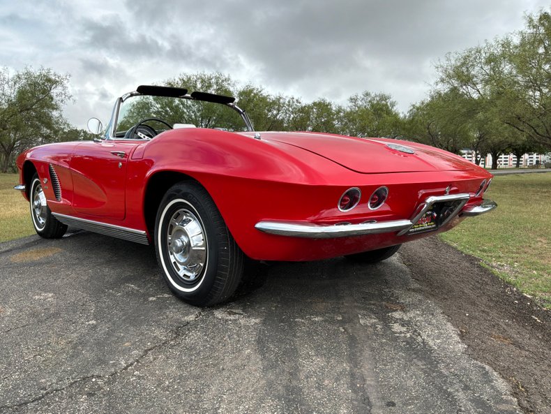 1962 Chevrolet Corvette 34