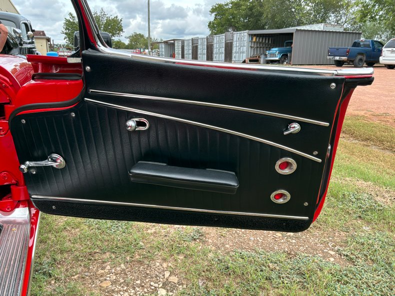1962 Chevrolet Corvette 26