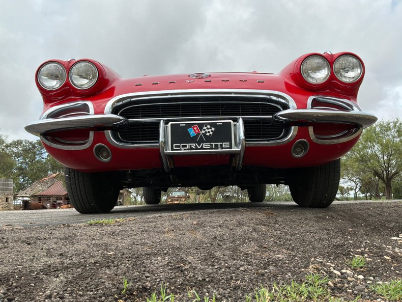 1962 Chevrolet Corvette 105