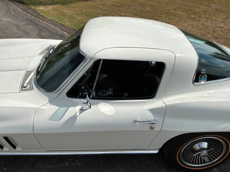 1966 Chevrolet Corvette 30