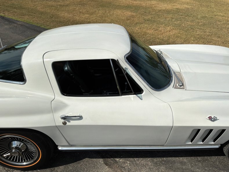 1966 Chevrolet Corvette 42