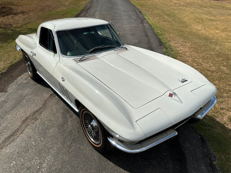 1966 Chevrolet Corvette 47