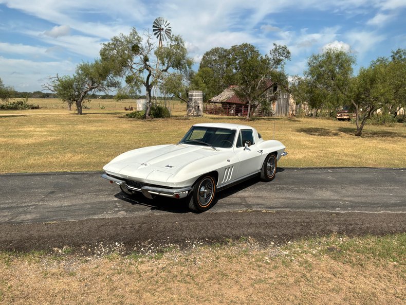 1966 Chevrolet Corvette 69