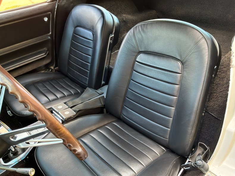 1966 Chevrolet Corvette 28