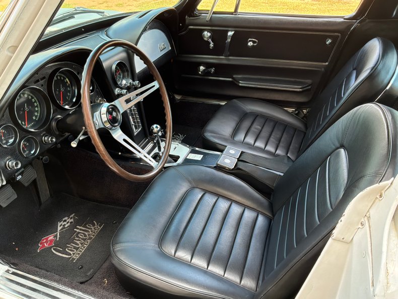 1966 Chevrolet Corvette 2
