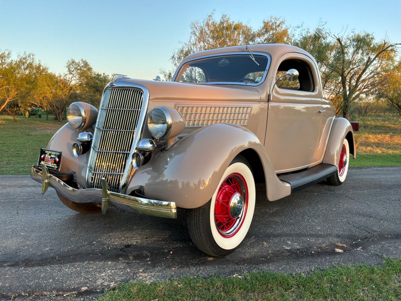 1935 Ford Model 48 13