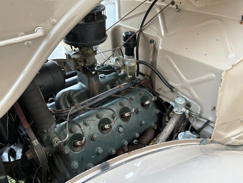 1935 Ford Model 48 62