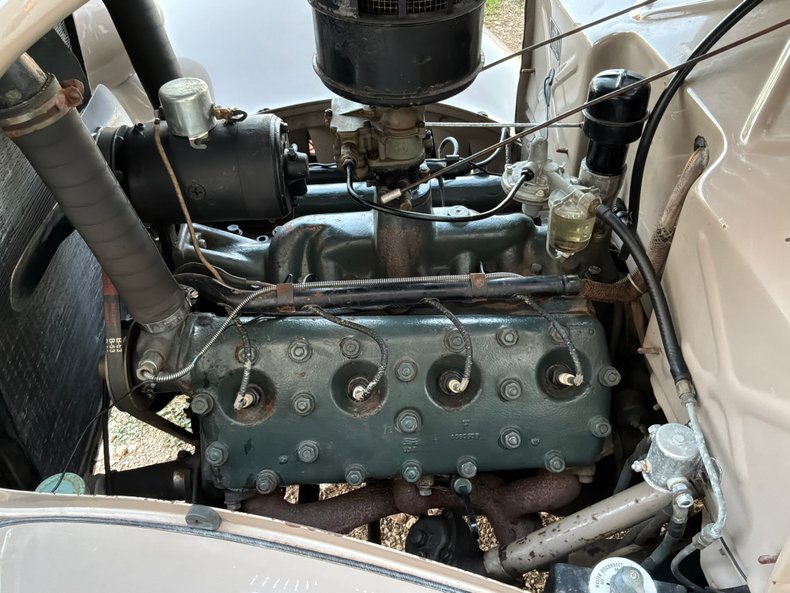 1935 Ford Model 48 8