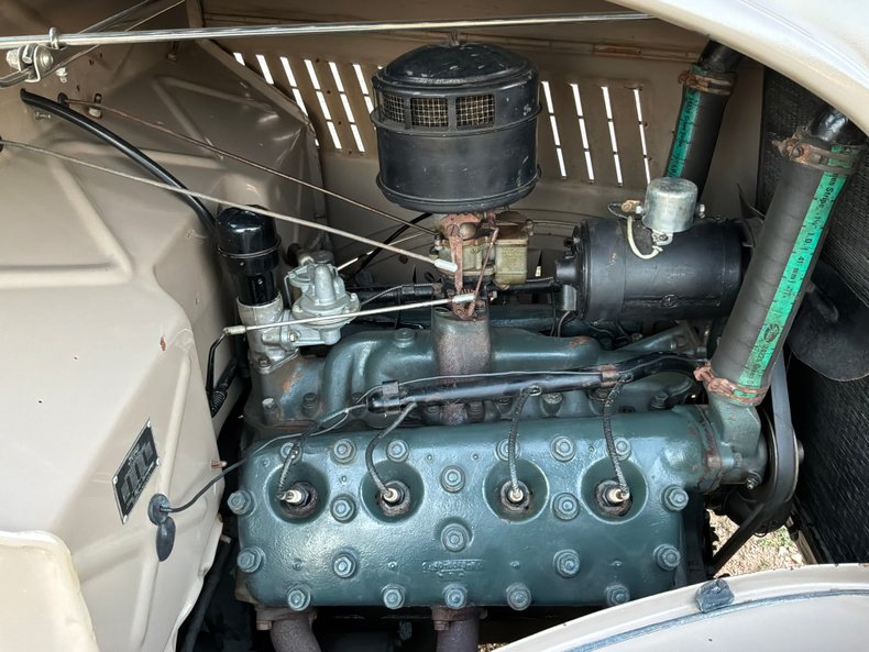 1935 Ford Model 48 58
