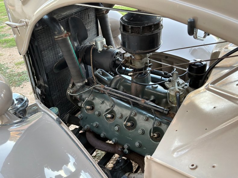 1935 Ford Model 48 63