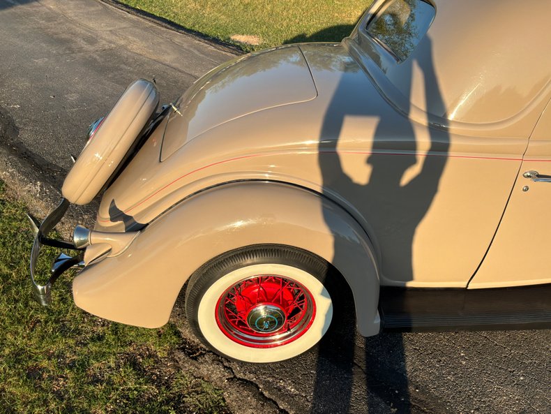 1935 Ford Model 48 96