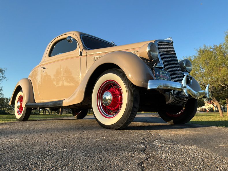 1935 Ford Model 48 7
