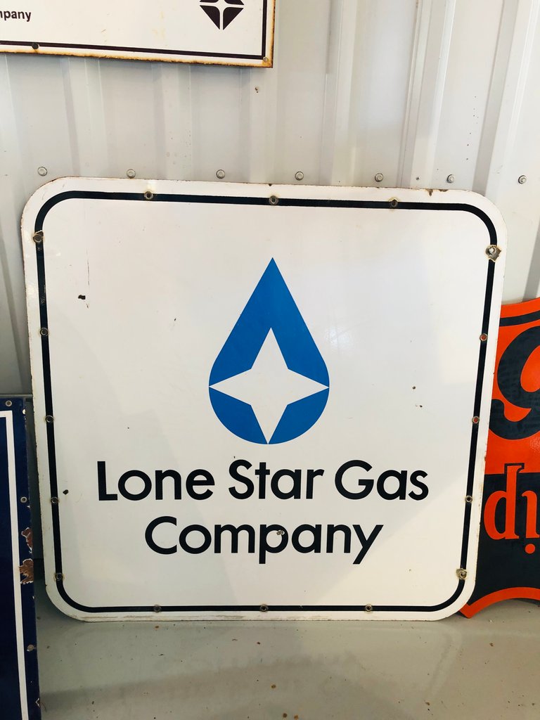 LONESTAR GAS SIGN