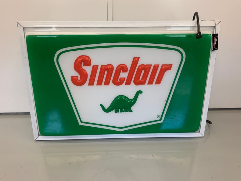 Nice original Sinclair lighted sign works nice