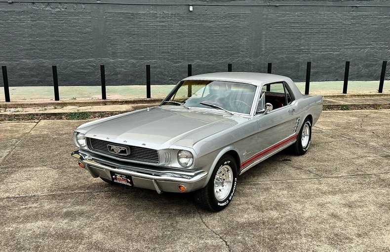 1966 Ford Mustang 2 door coupe 