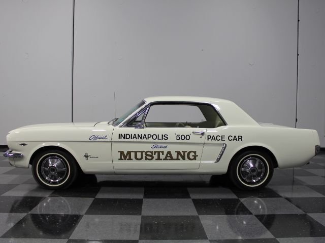 1964 ford mustang pace car