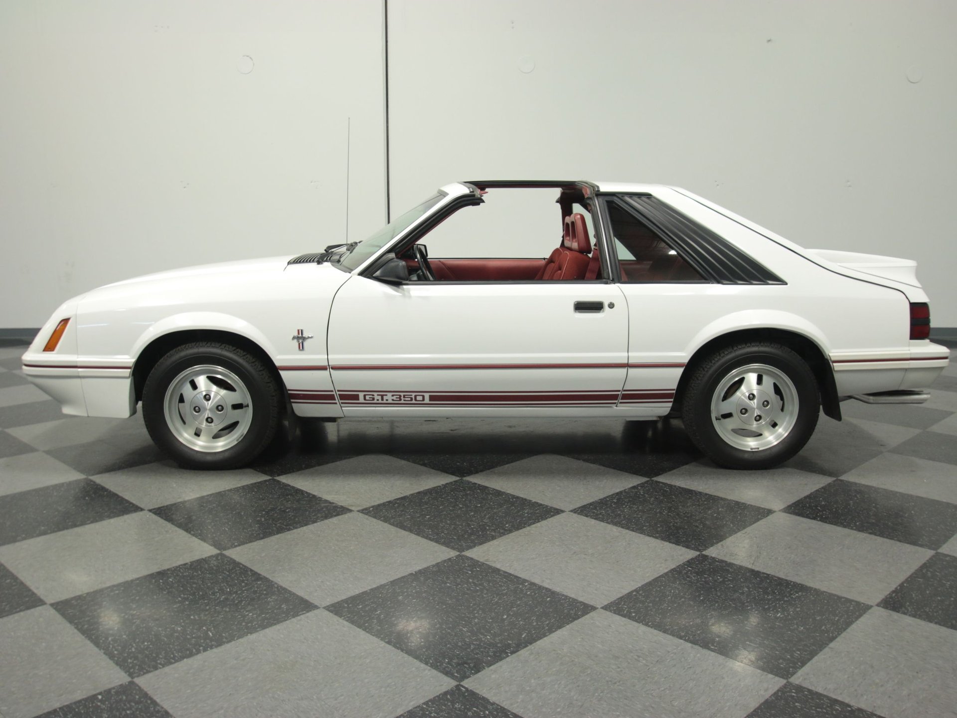 1984 ford mustang gt350