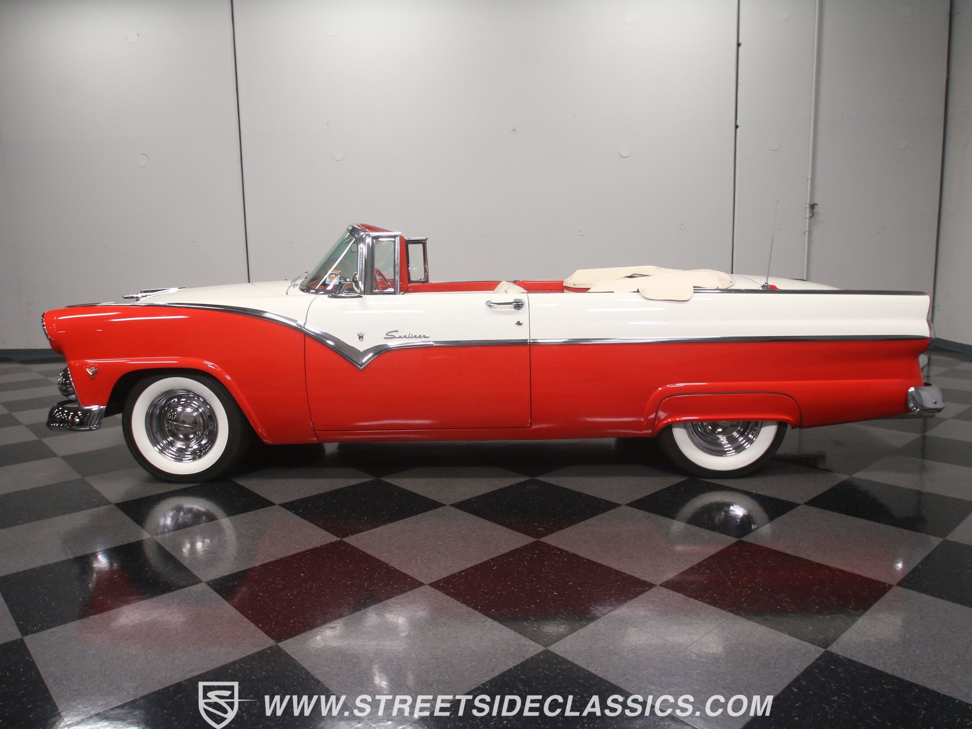 1955 Ford Fairlane | Classic Cars For Sale - Streetside Classics