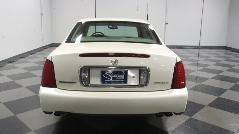 2002 Cadillac DeVille  11