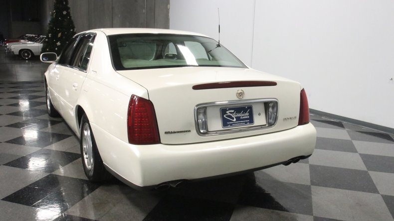 2002 Cadillac DeVille  10