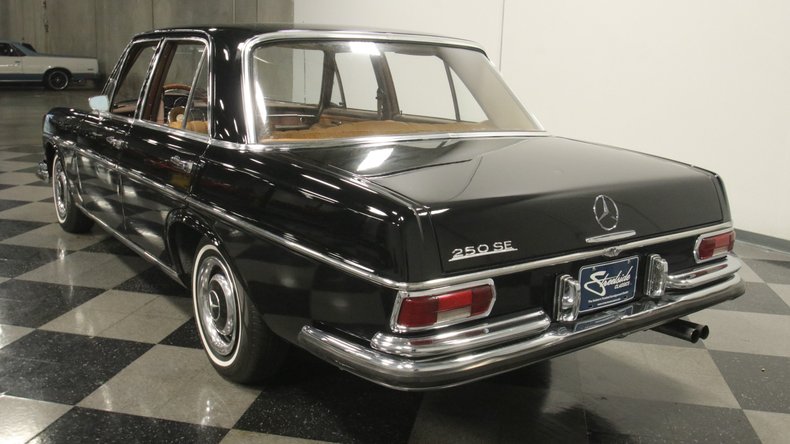 1966 Mercedes-Benz 250SE 9