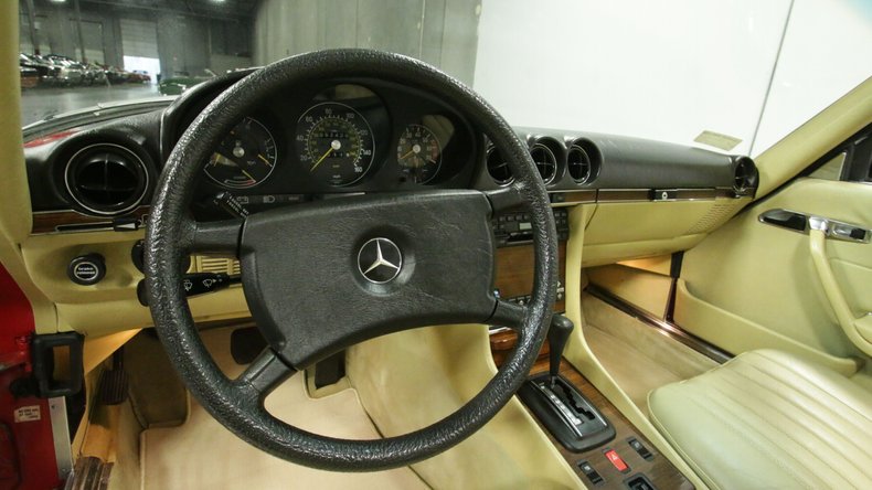 1983 Mercedes-Benz 380SL 43