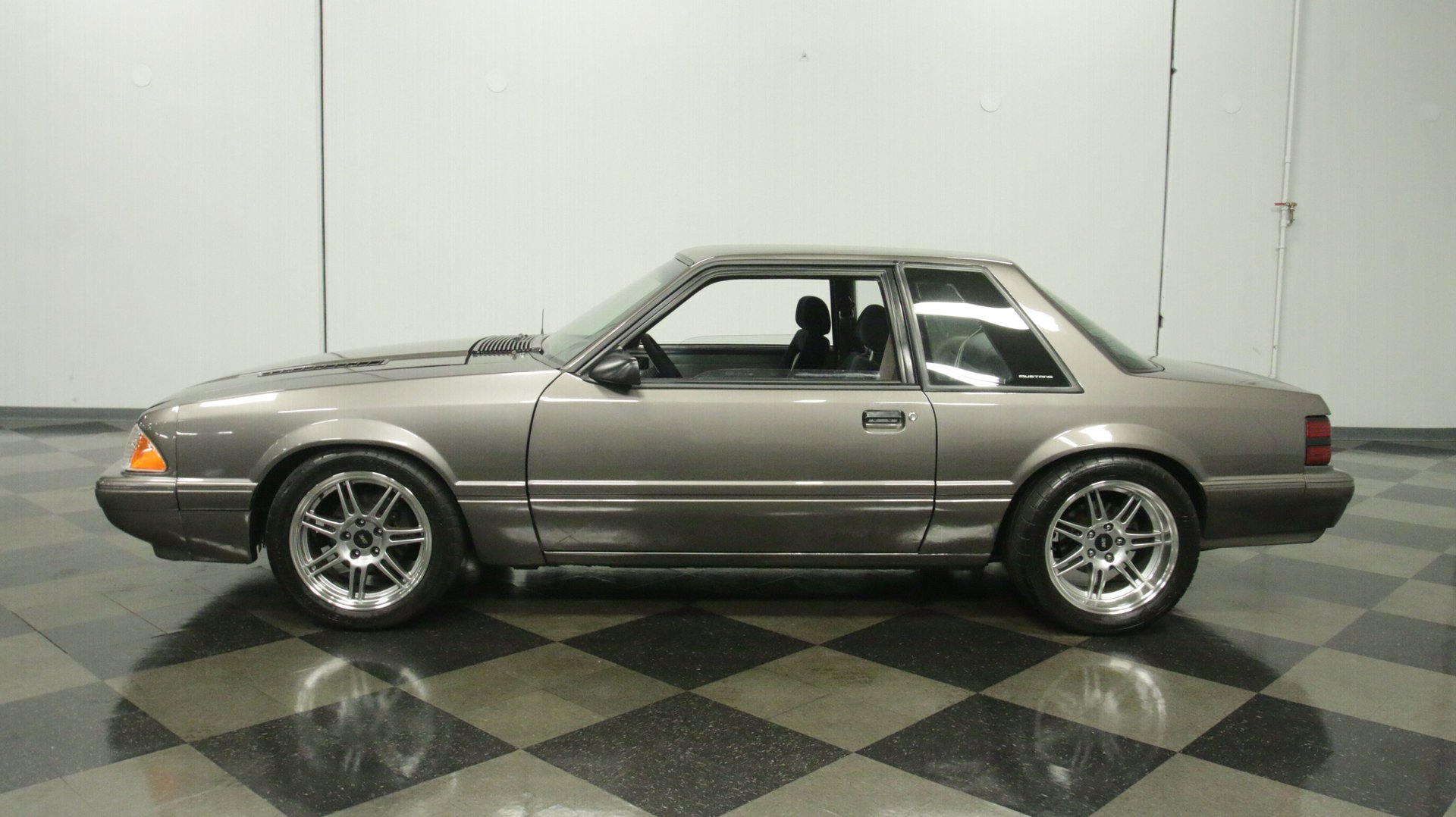 1987 ford mustang notchback turbo