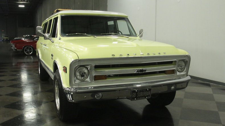 1968 Chevrolet Suburban 18